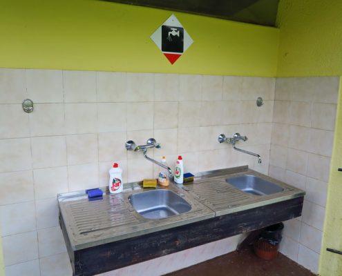 kamp-podljubelj_umivalnika